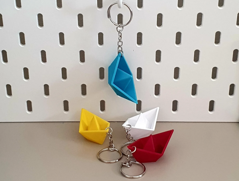 Paper boat - Keychain
