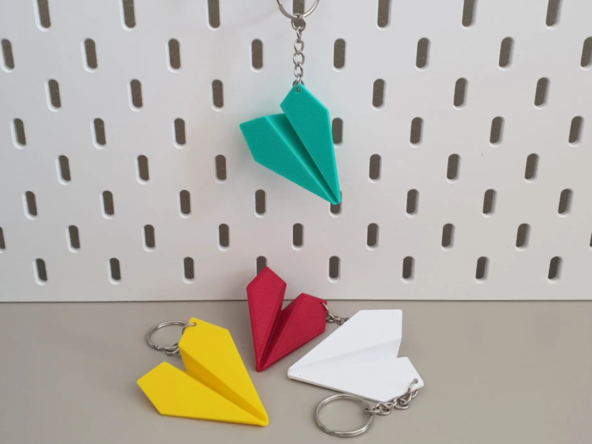Paper plane - Origami Keychain