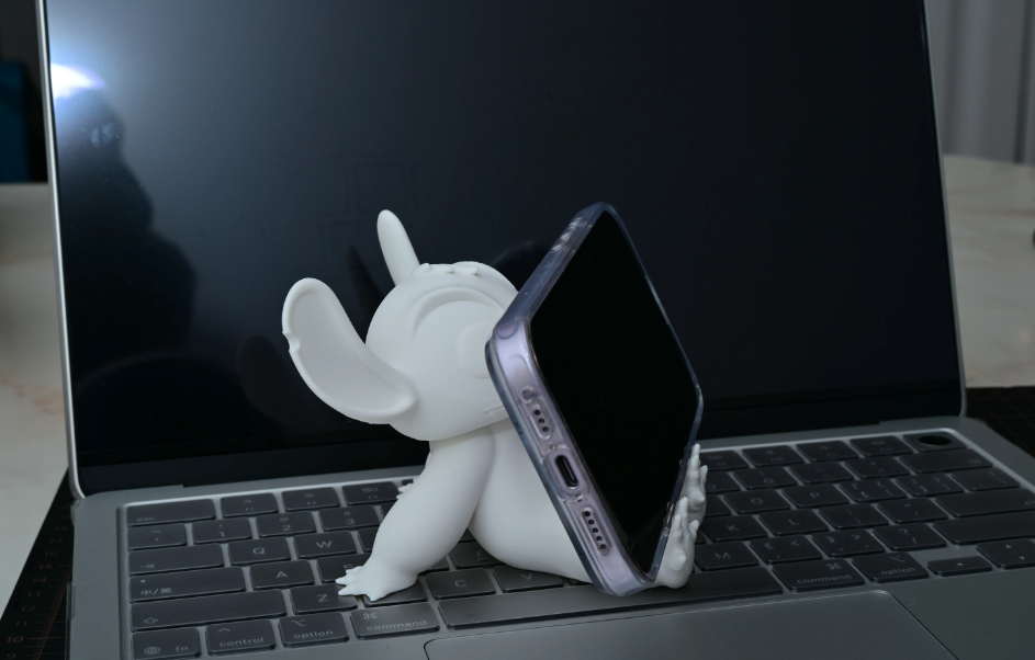 Stitch Phone Stand