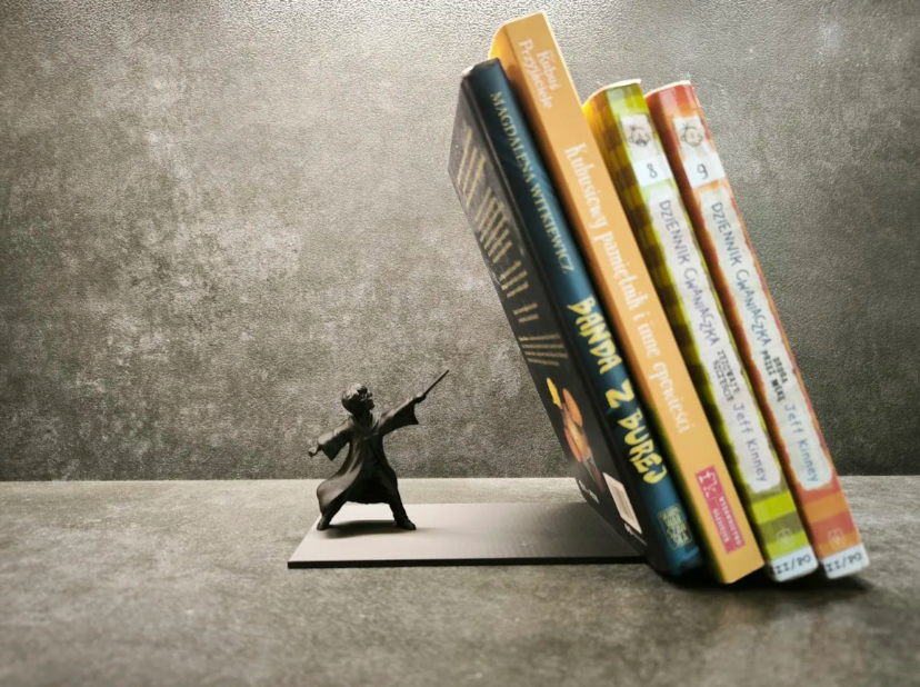Wizard Bookend – Magical Book Holder for Book Lovers