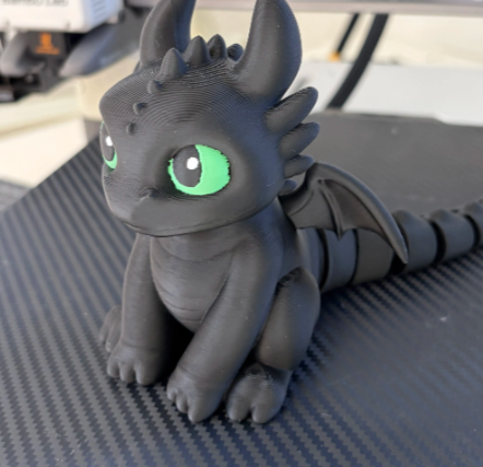 Cute Baby Dragon Articulated Figure – Flexible Desk Toy & Collectible