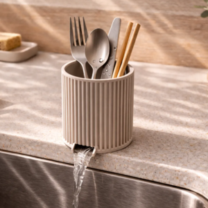 Kitchen Cutlery Drainer & Utensil Holder.